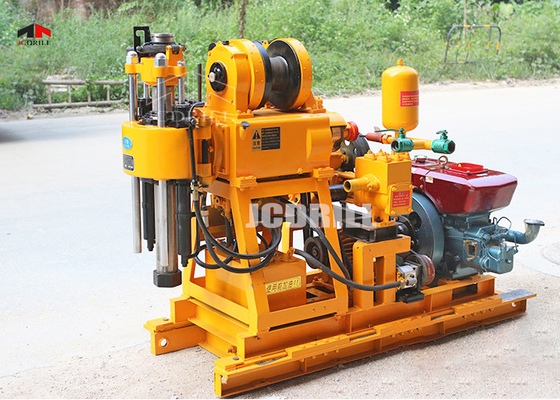 comprare gli impianti di perforazione verticali della trivellazione dell'acqua della scanalatura di 200m slittano montato fabbricazione online
